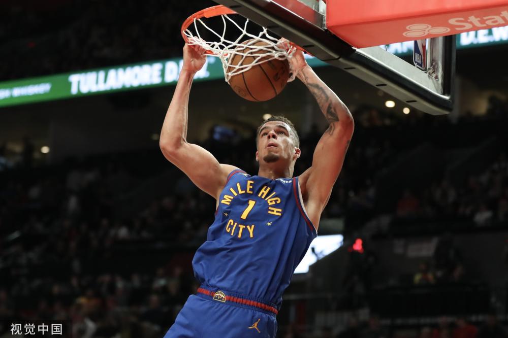 来自美国的 来自美国的