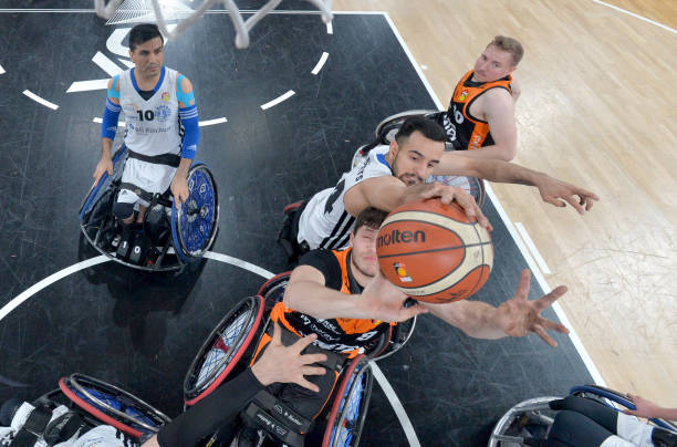 比赛一开始 比赛一开始