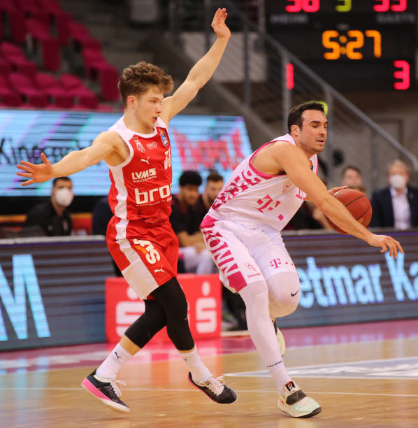 巴塞罗那的 巴塞罗那的